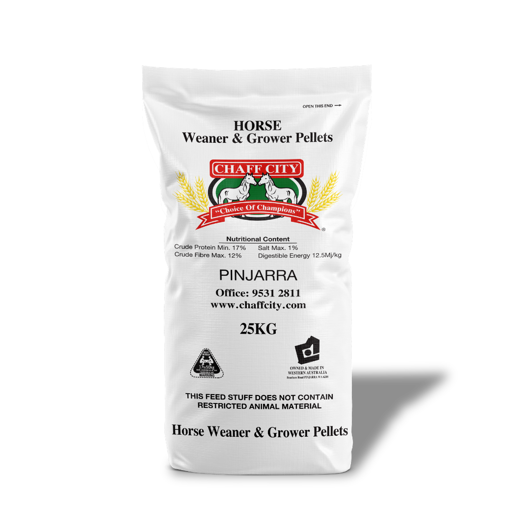 Bag of Chaff City Horse Weaver & Grower Pellets on a white background